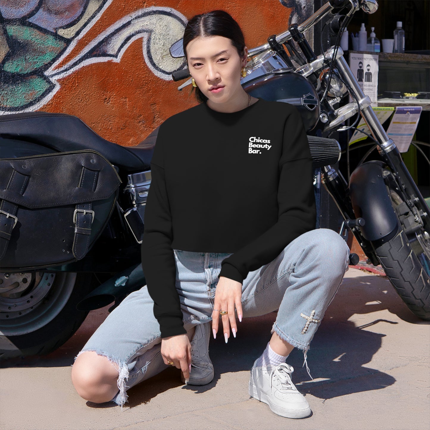 Chicas Beauty Bar. Women's Cropped Sweatshirt